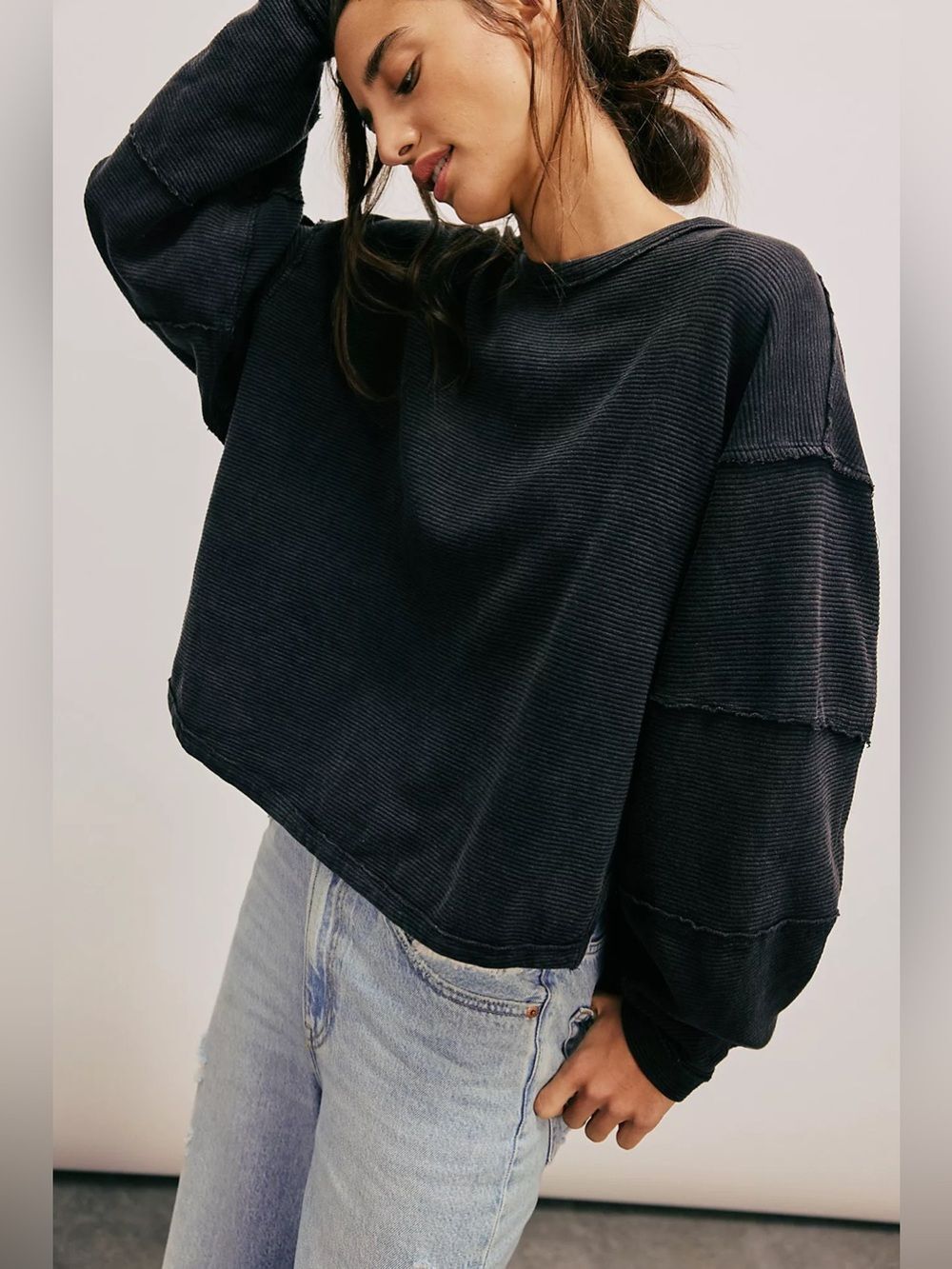 We The Free People Total Eclipse Tee Sz M Navy Slouchy Distressed Scoop-neck
